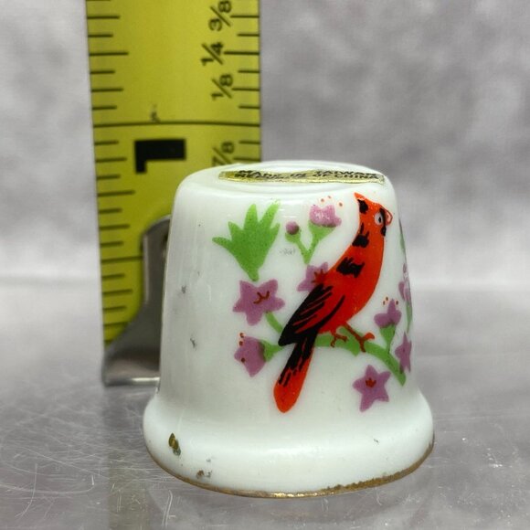 Porcelain Cardinal Bird Thimble With Floral Design Sewing Collectible - Picture 9 of 9